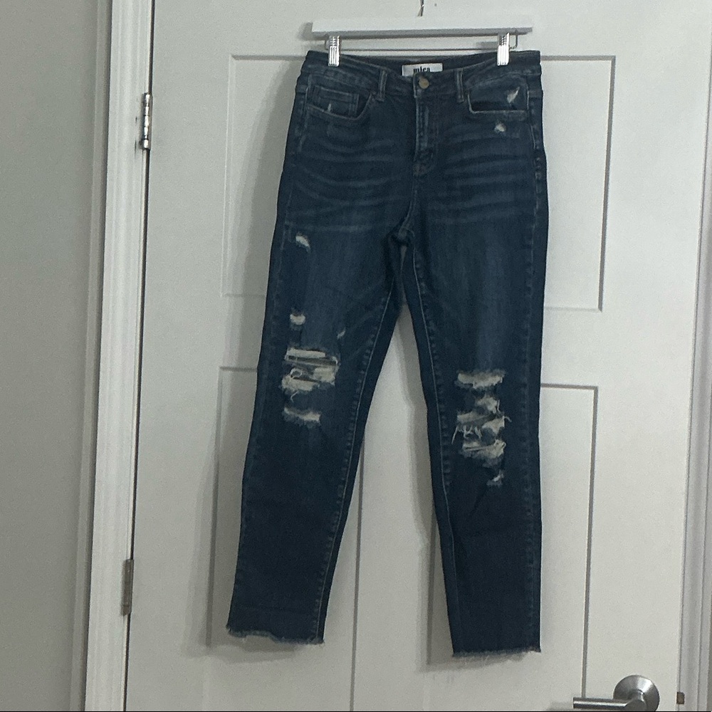 Mica Trendy Distressed Ankle Jeans in Dark Blue